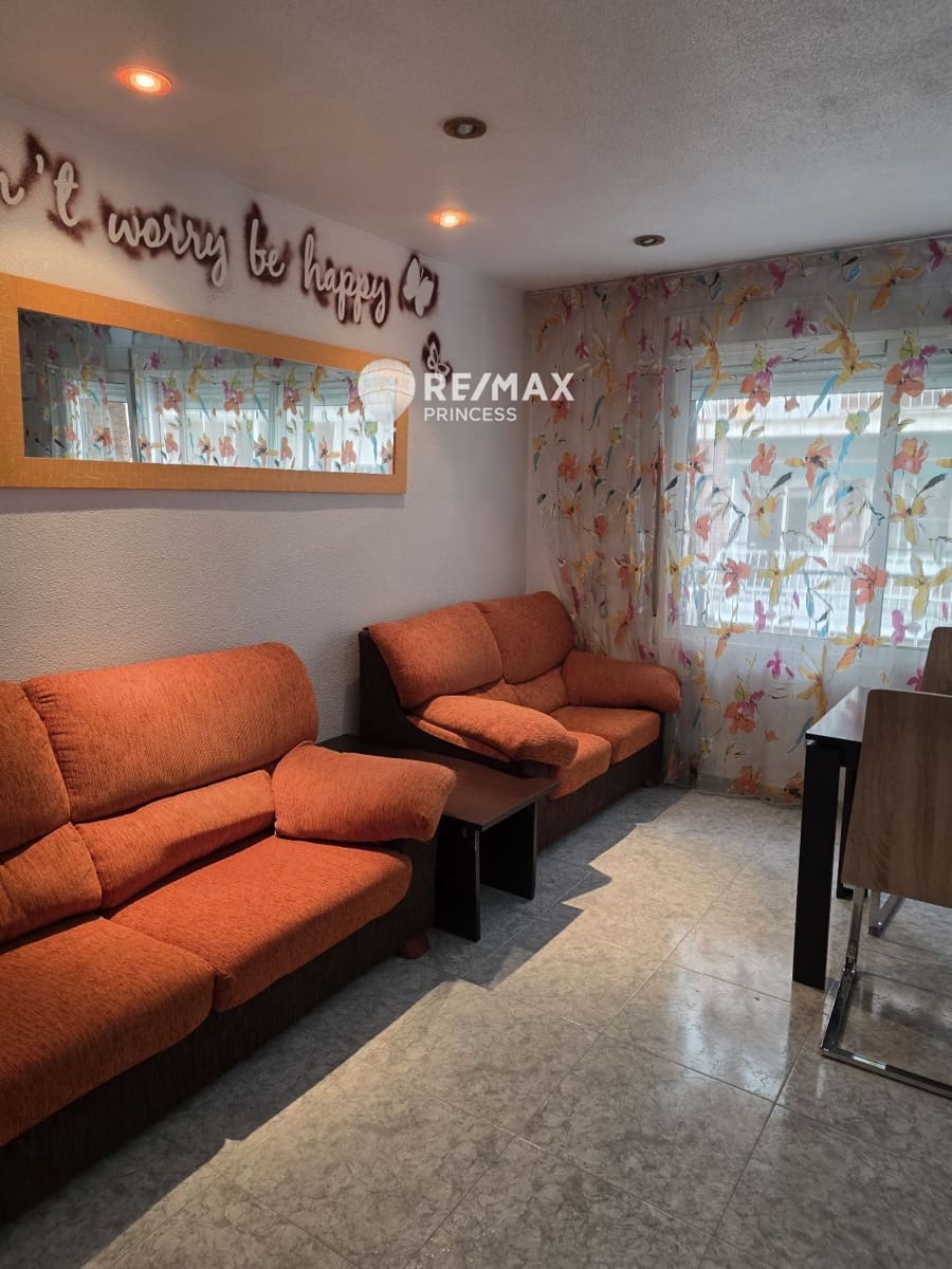 3 soveværelse Lejlighed til salg i Alicante by - € 260.000 (Ref: 9306219)