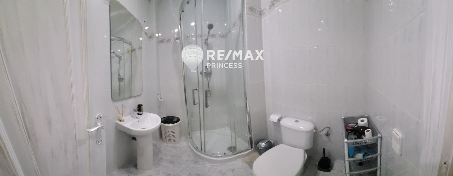 2 soveværelse Lejlighed til salg i Alicante by - € 320.000 (Ref: 9306220)