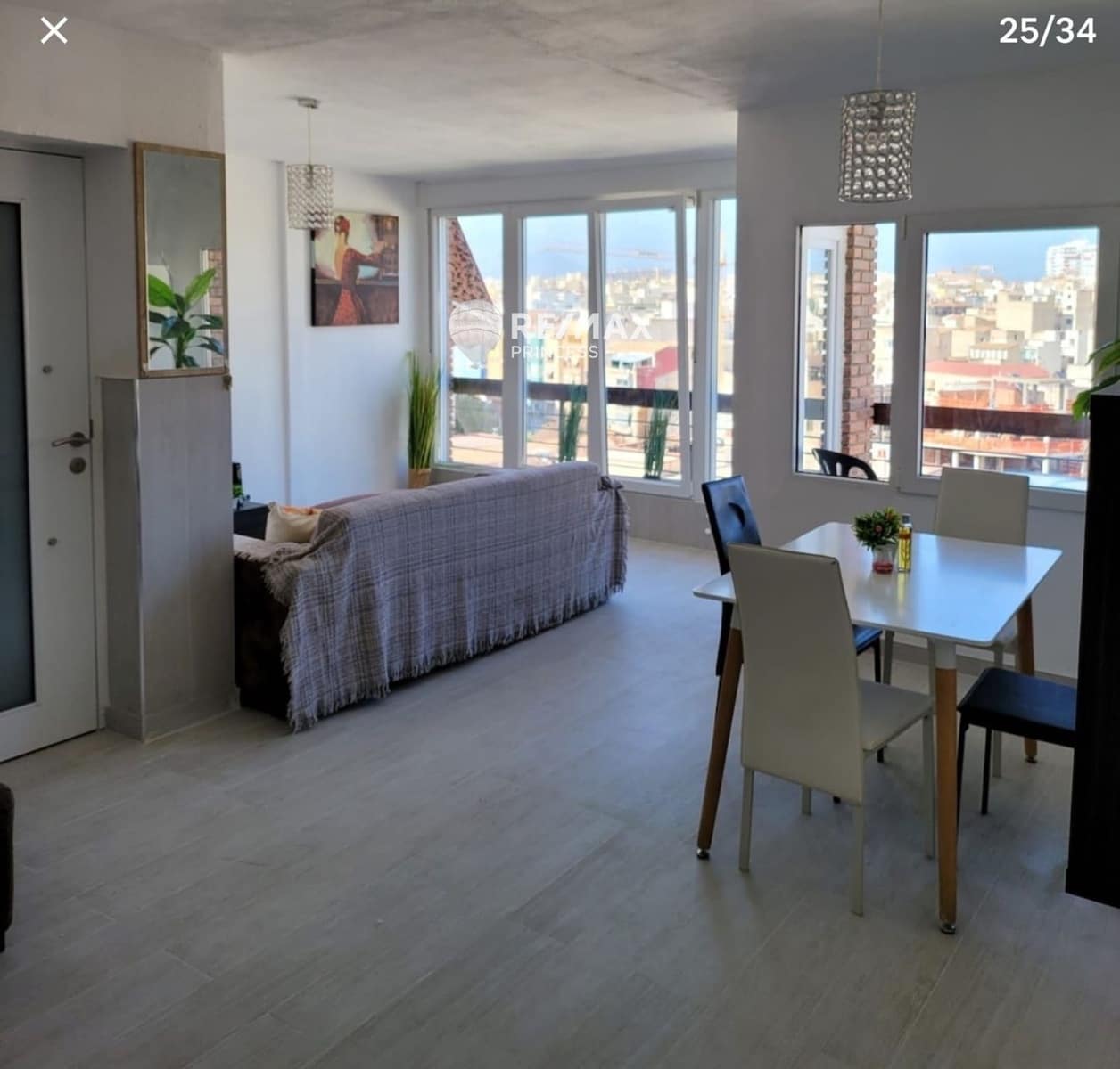 2 soveværelse Lejlighed til salg i Alicante by - € 360.000 (Ref: 9306221)