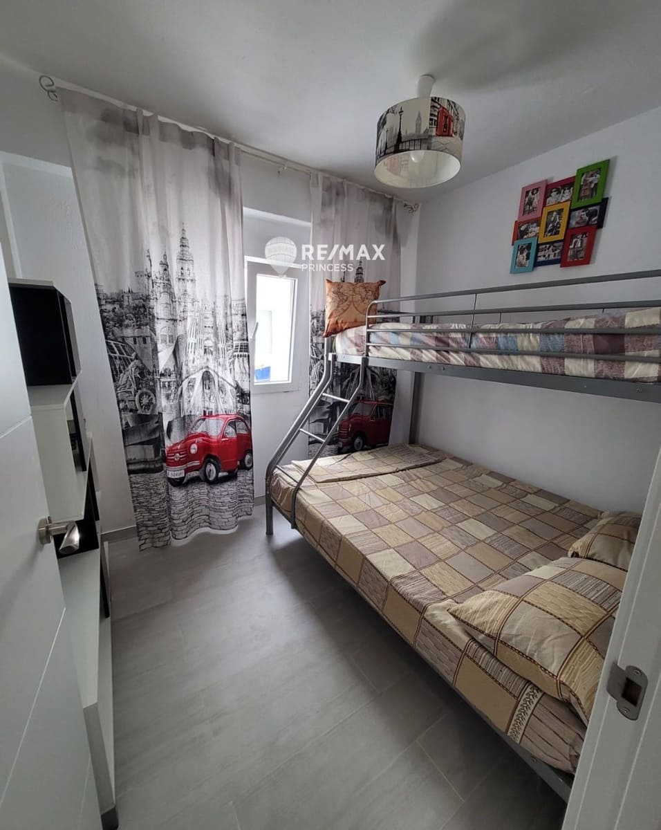 2 soveværelse Lejlighed til salg i Alicante by - € 360.000 (Ref: 9306221)