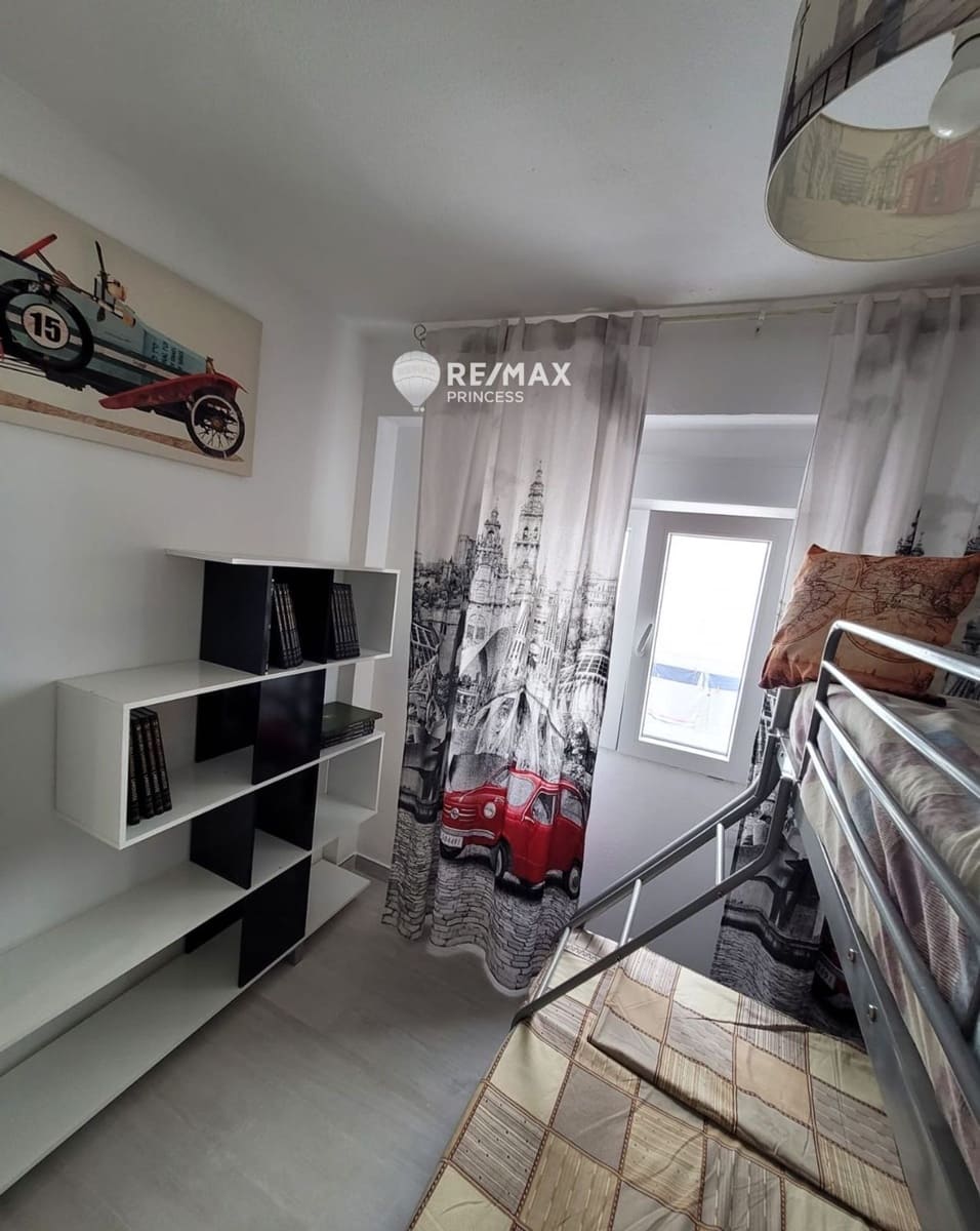 2 soveværelse Lejlighed til salg i Alicante by - € 360.000 (Ref: 9306221)