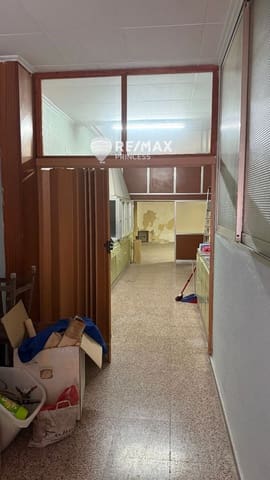 Commercial for sale in Mercado, Alicante / Alacant city - € 80,000 (Ref: 9306733)