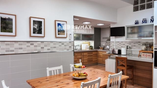 5 quarto Casa em Banda para venda em Muchamiel / Mutxamel com piscina garagem - 596 000 € (Ref: 9324222)