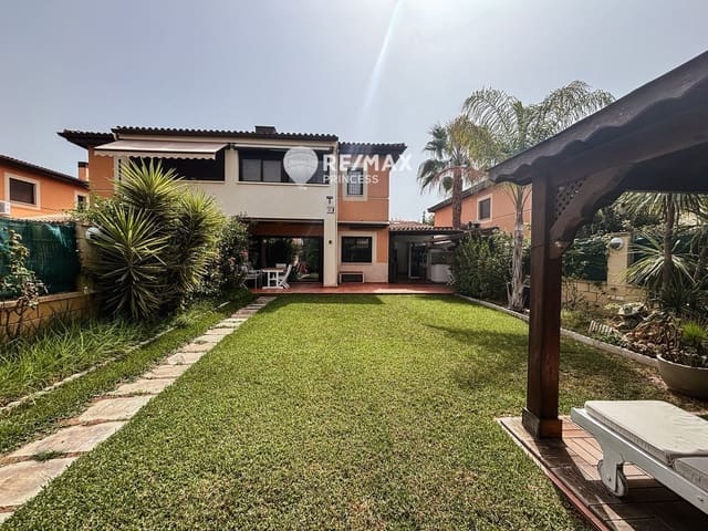 5 quarto Casa em Banda para venda em Muchamiel / Mutxamel com piscina garagem - 596 000 € (Ref: 9324222)