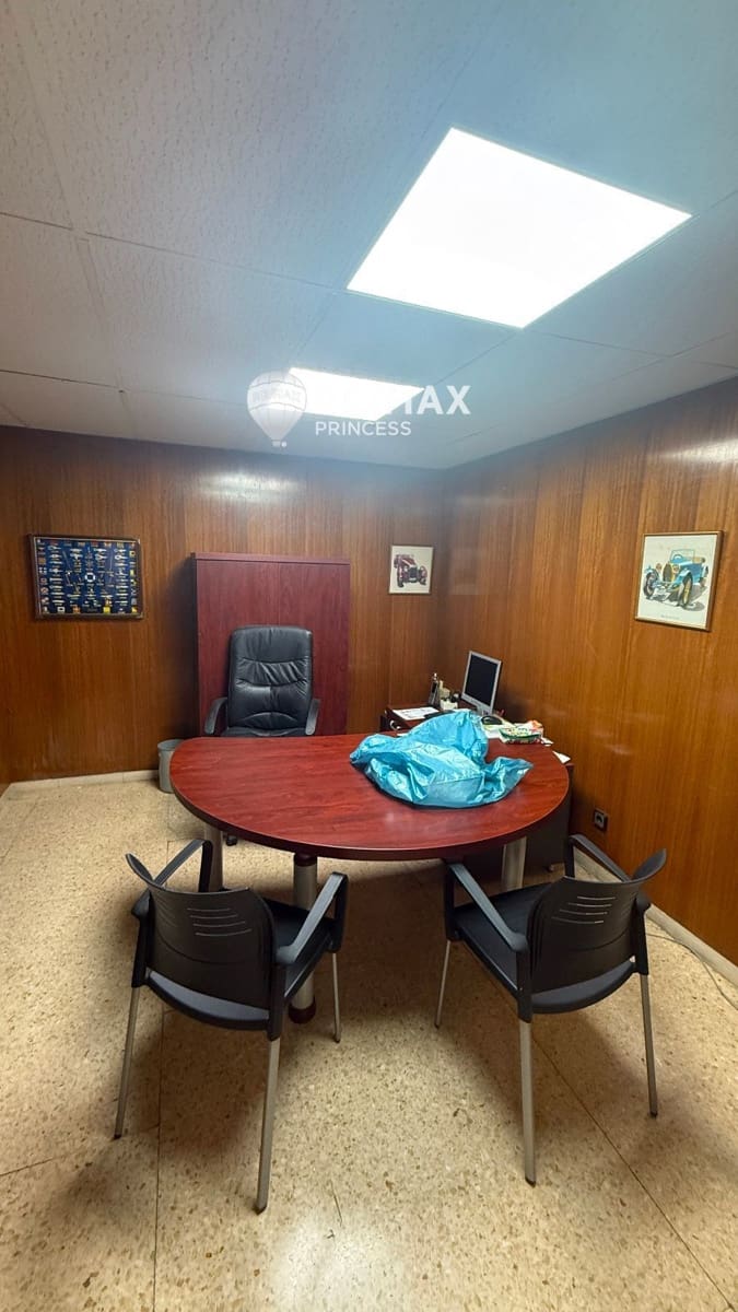 Bureau à vendre à Alicante ville - 265 000 € (Ref: 9335361)