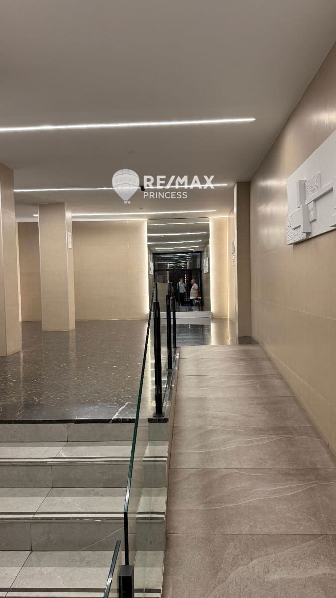 Bureau à vendre à Alicante ville - 265 000 € (Ref: 9335361)