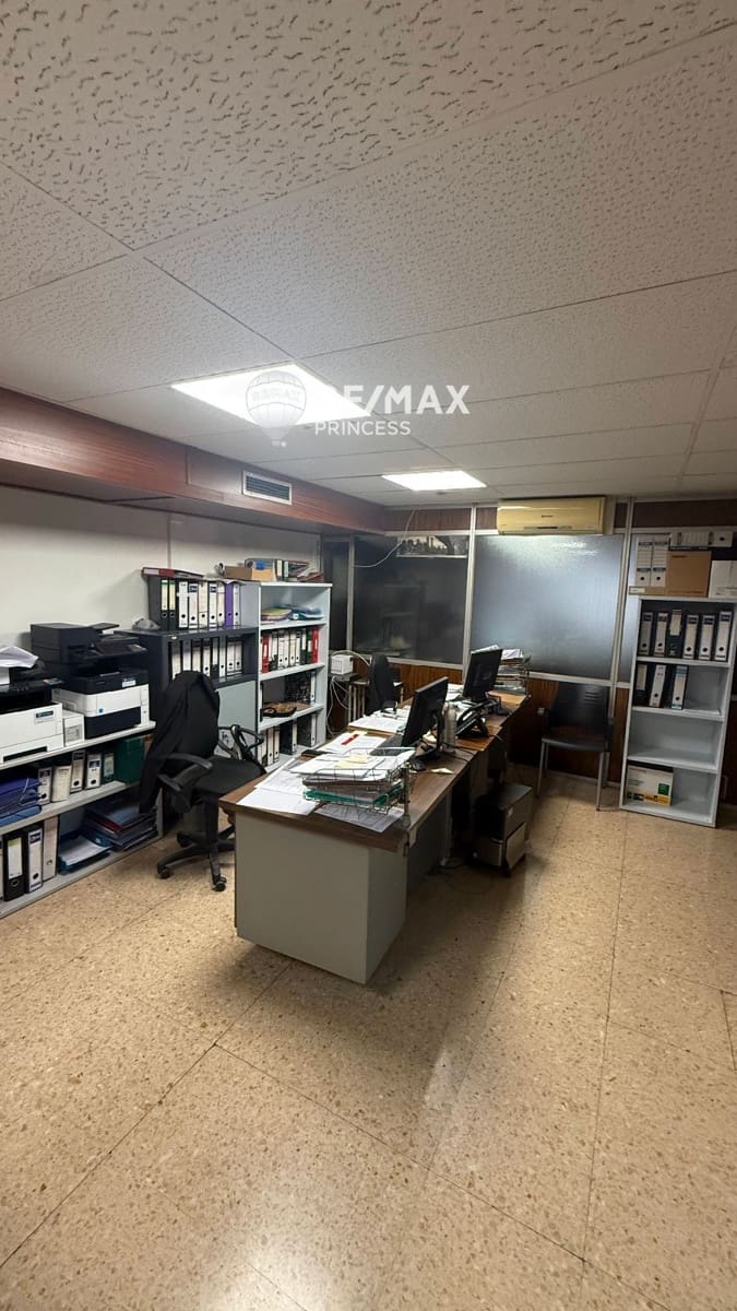 Bureau à vendre à Alicante ville - 265 000 € (Ref: 9335361)