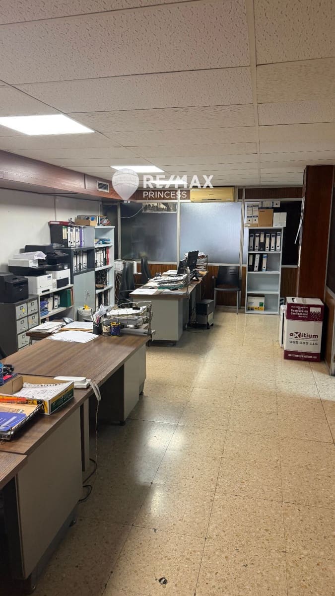 Bureau à vendre à Alicante ville - 265 000 € (Ref: 9335361)