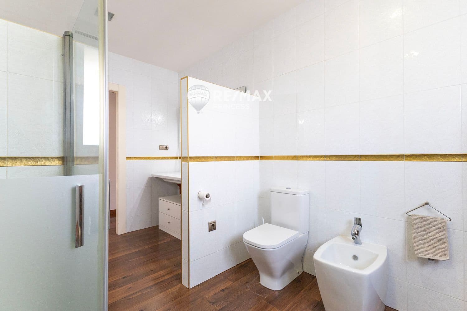 4 Zimmer Villa zu verkaufen in Torrellano mit Pool Garage - 620.000 € (Ref: 9336895)