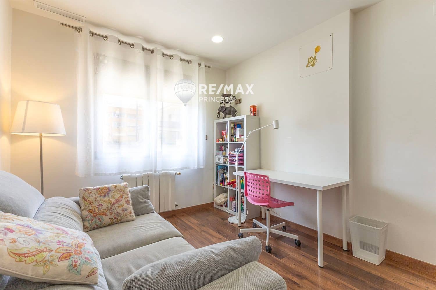 4 Zimmer Villa zu verkaufen in Torrellano mit Pool Garage - 620.000 € (Ref: 9336895)