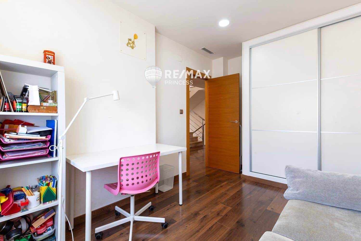 4 Zimmer Villa zu verkaufen in Torrellano mit Pool Garage - 620.000 € (Ref: 9336895)