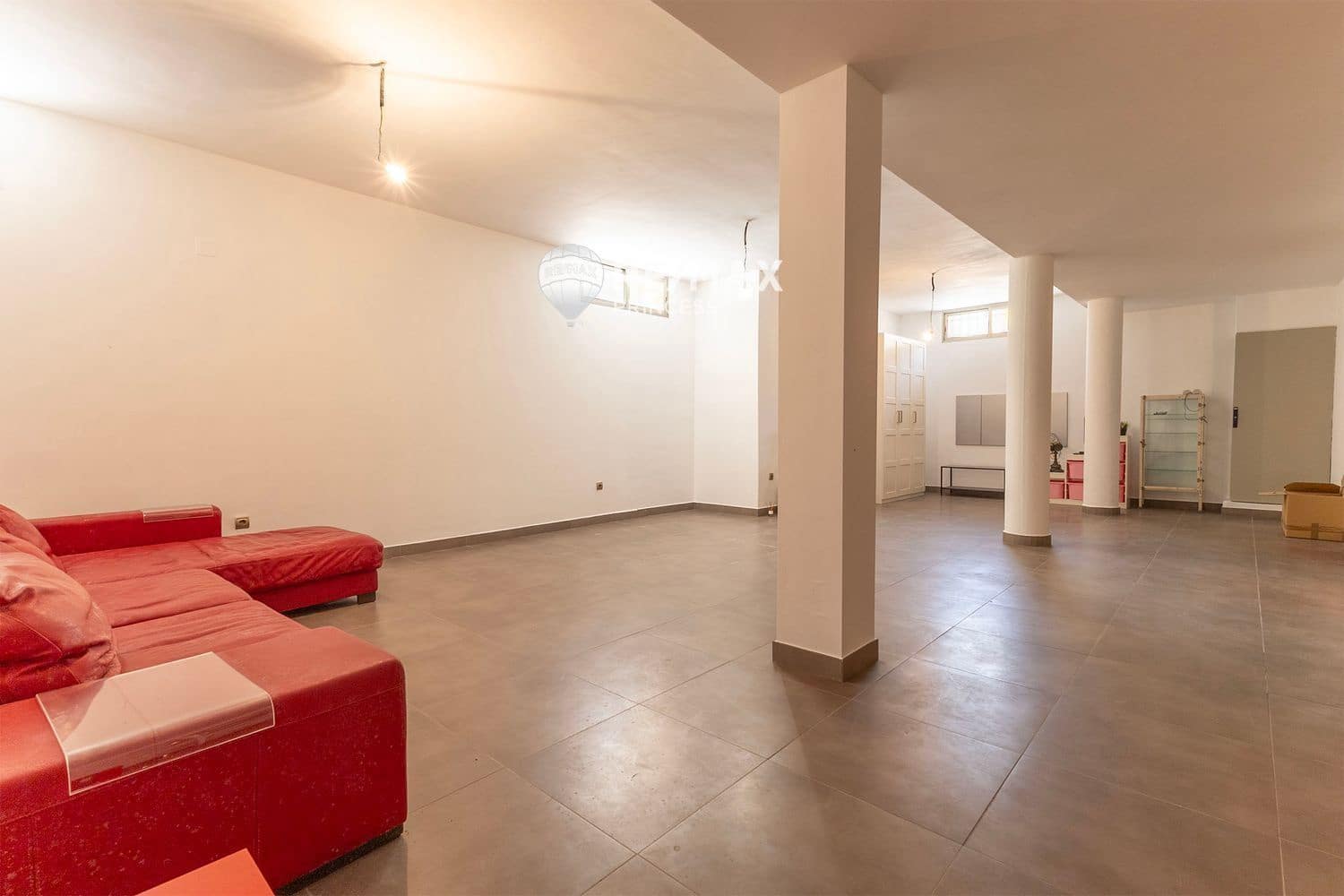 4 Zimmer Villa zu verkaufen in Torrellano mit Pool Garage - 620.000 € (Ref: 9336895)