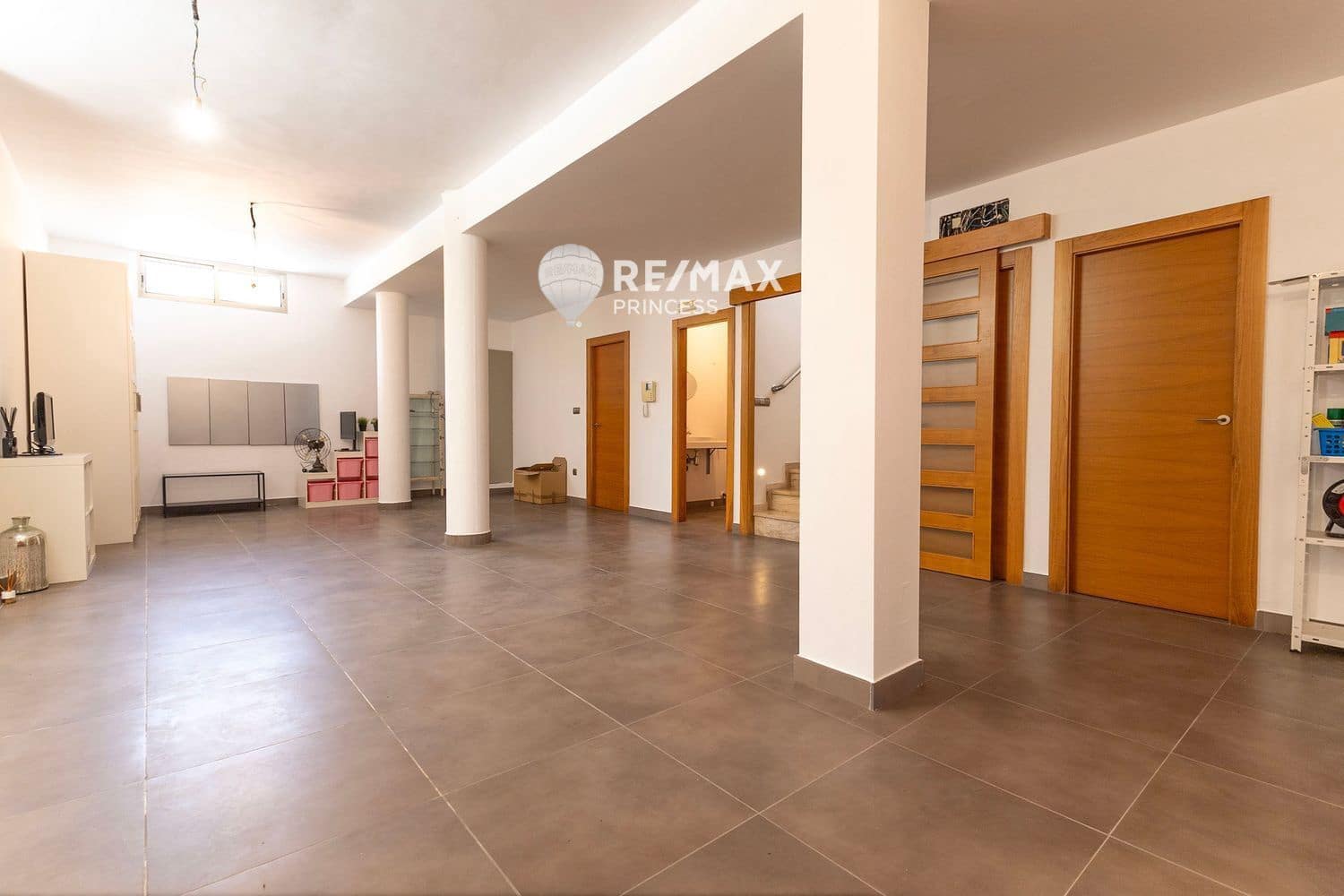 4 Zimmer Villa zu verkaufen in Torrellano mit Pool Garage - 620.000 € (Ref: 9336895)