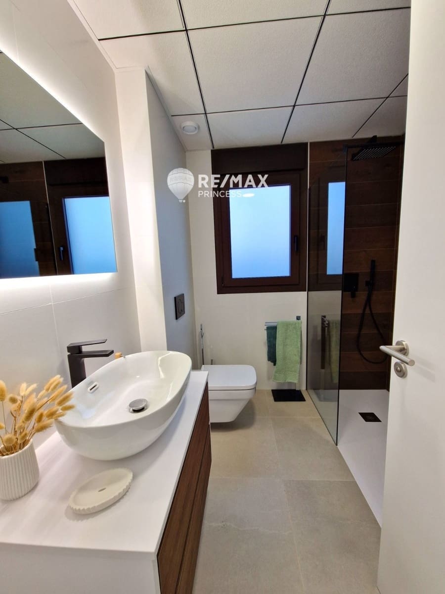 3 slaapkamer Villa te koop in Finestrat met zwembad - € 720.000 (Ref: 9371475)