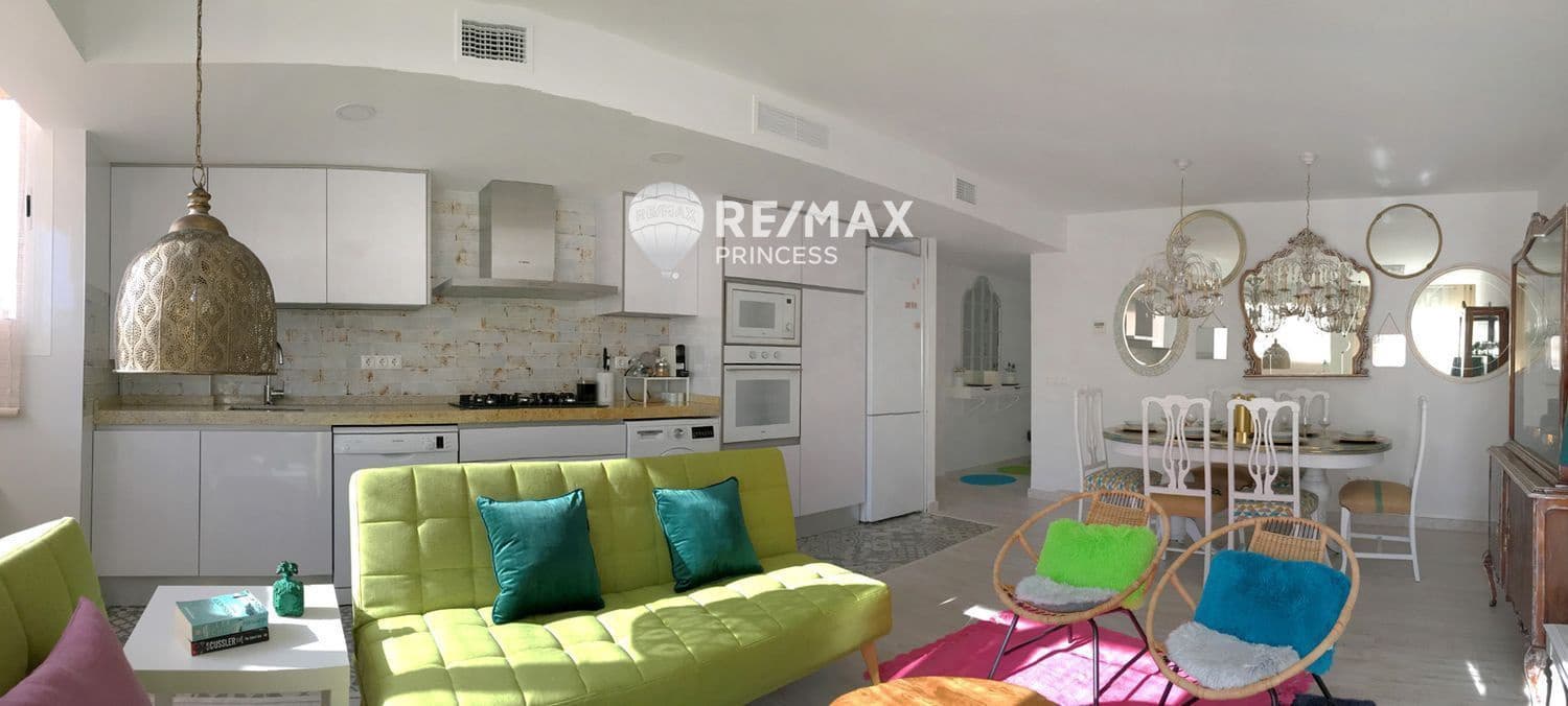 4 sovrum Lägenhet till salu i Alicante stad med garage - 329 000 € (Ref: 9405854)