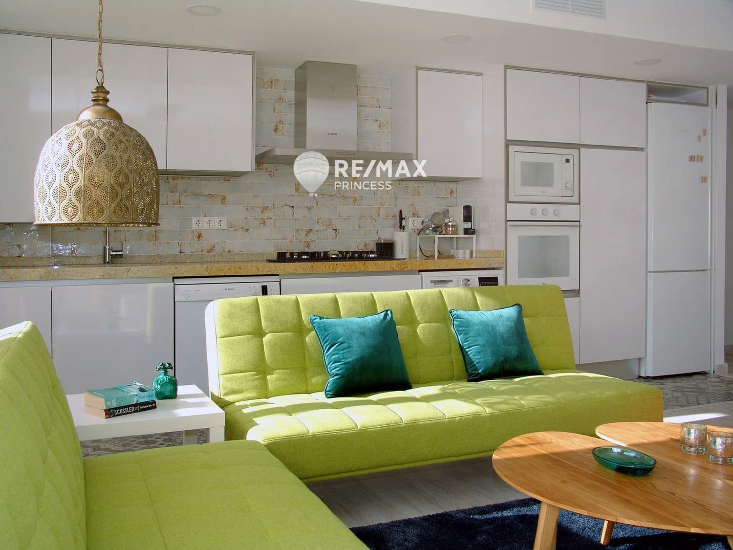 4 sovrum Lägenhet till salu i Alicante stad med garage - 329 000 € (Ref: 9405854)