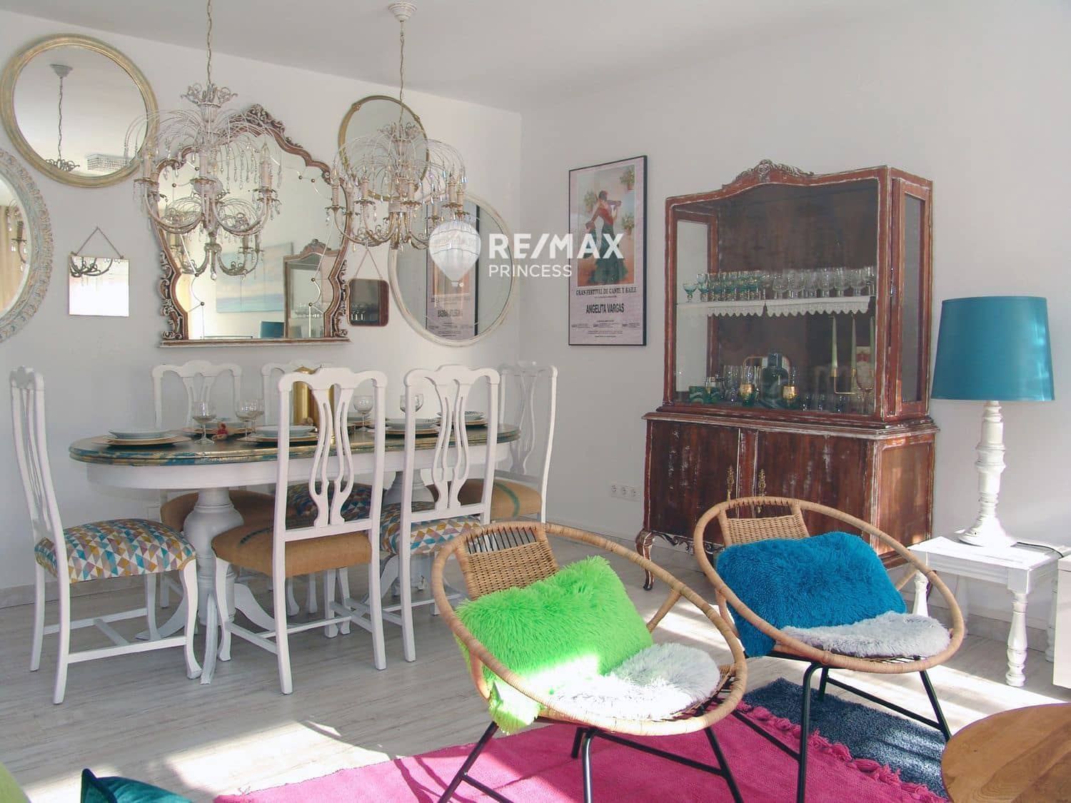 4 sovrum Lägenhet till salu i Alicante stad med garage - 329 000 € (Ref: 9405854)