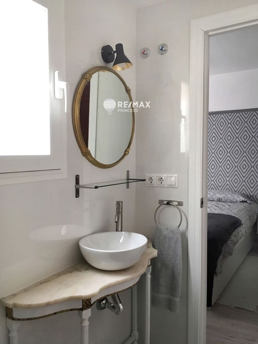 4 sovrum Lägenhet till salu i Alicante stad med garage - 329 000 € (Ref: 9405854)