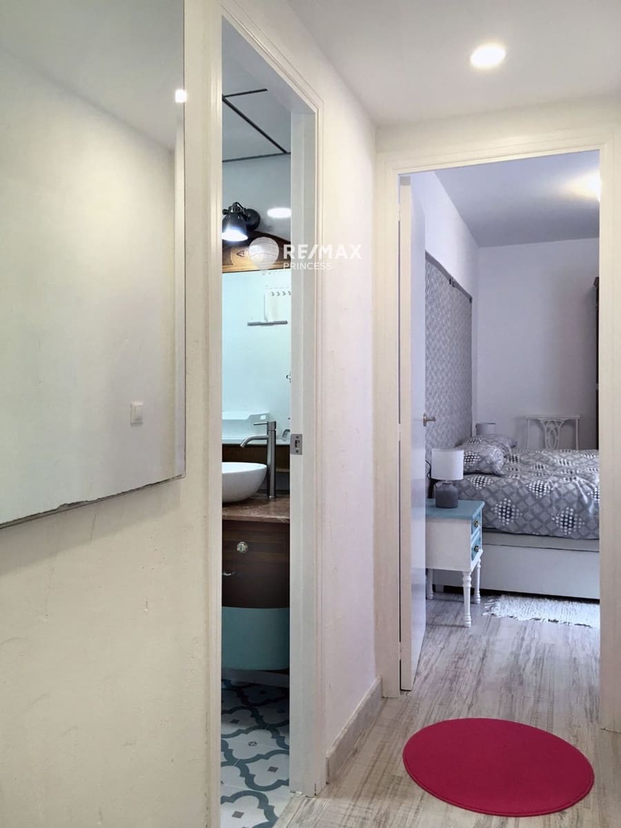 4 sovrum Lägenhet till salu i Alicante stad med garage - 329 000 € (Ref: 9405854)