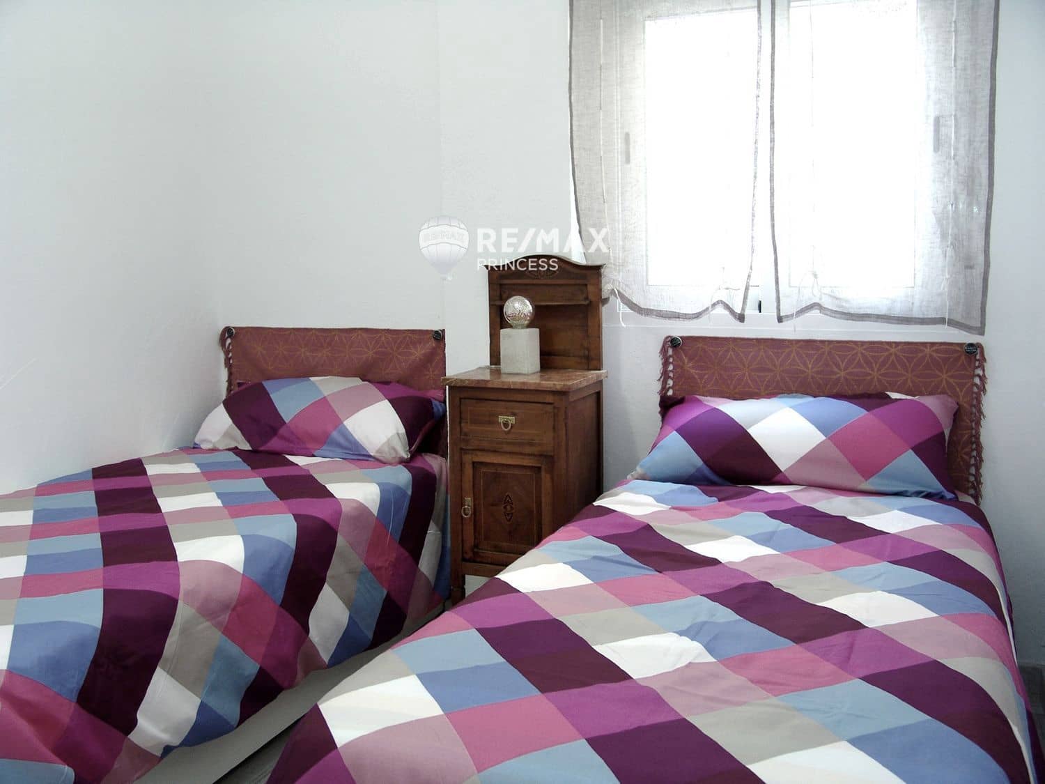 4 sovrum Lägenhet till salu i Alicante stad med garage - 329 000 € (Ref: 9405854)