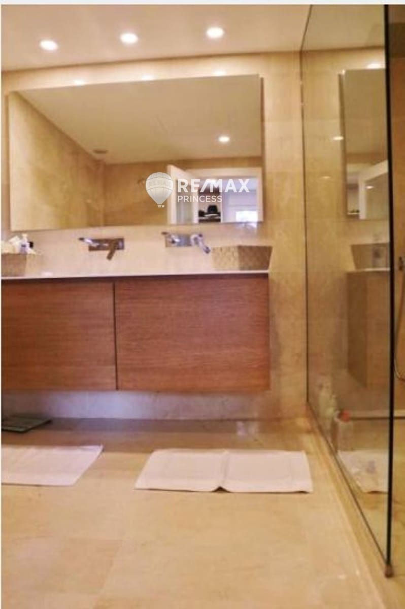 5 slaapkamer Villa te koop in Alicante stad met zwembad garage - € 1.650.000 (Ref: 9438141)