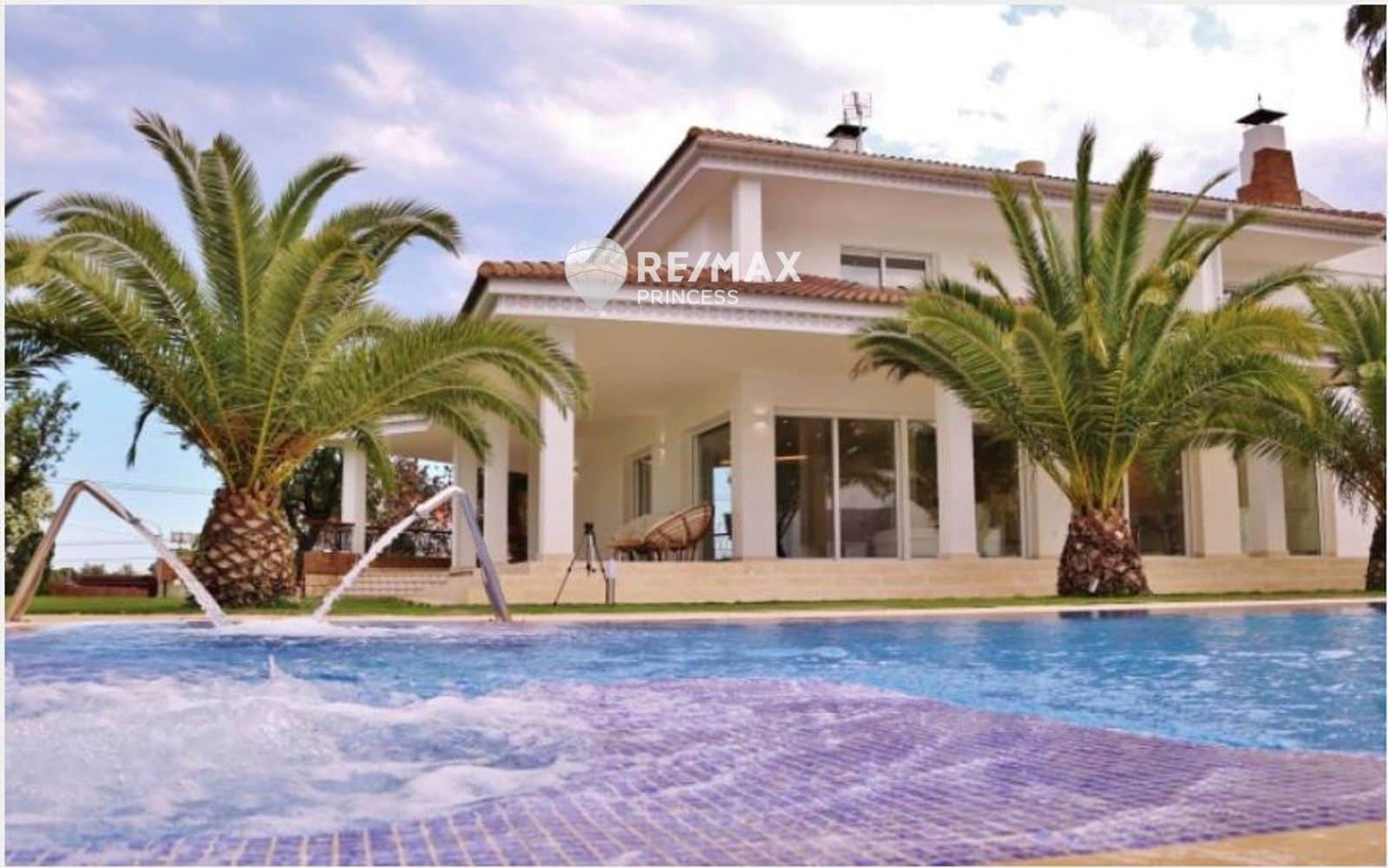 5 slaapkamer Villa te koop in Alicante stad met zwembad garage - € 1.650.000 (Ref: 9438141)