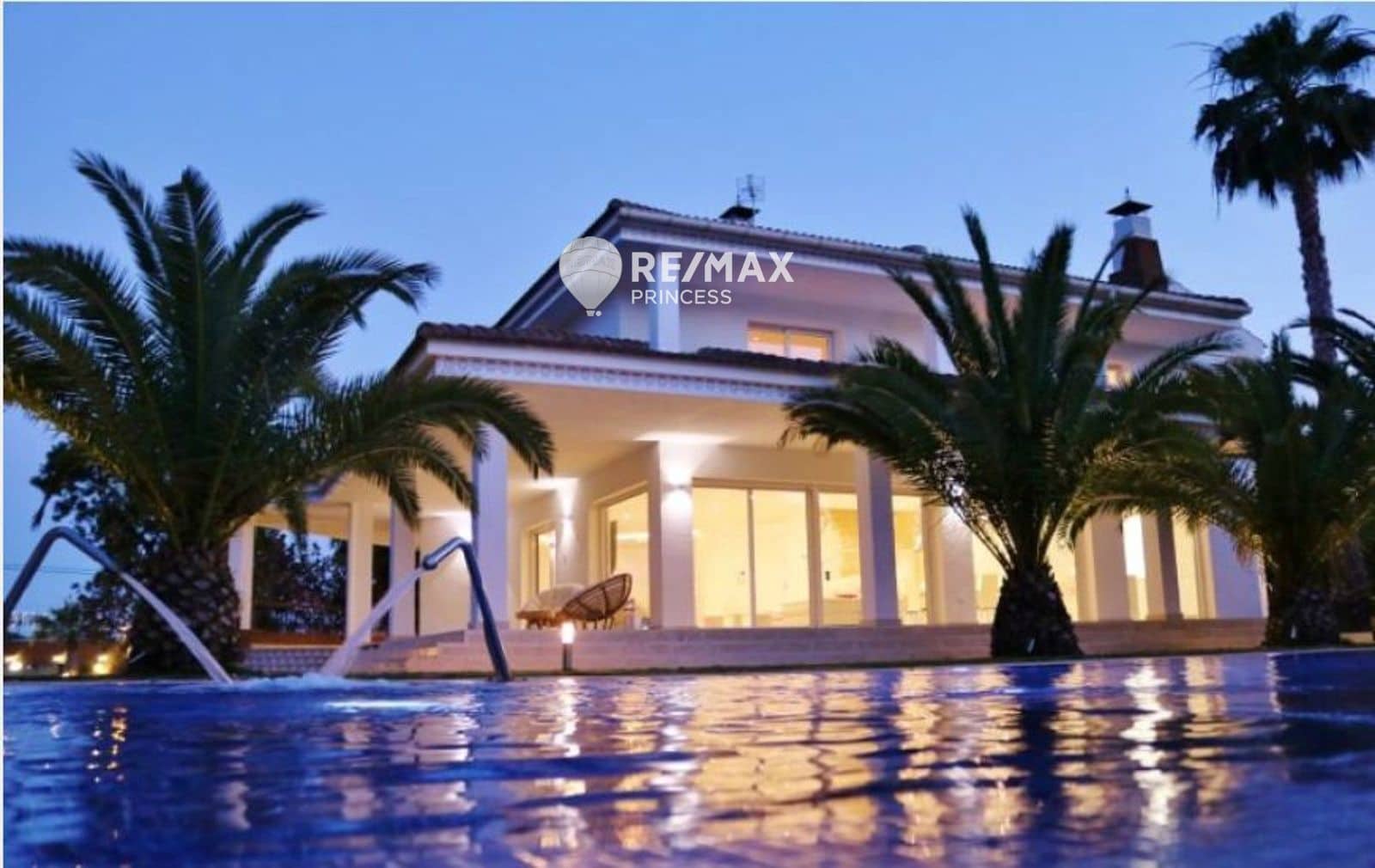 5 slaapkamer Villa te koop in Alicante stad met zwembad garage - € 1.650.000 (Ref: 9438141)