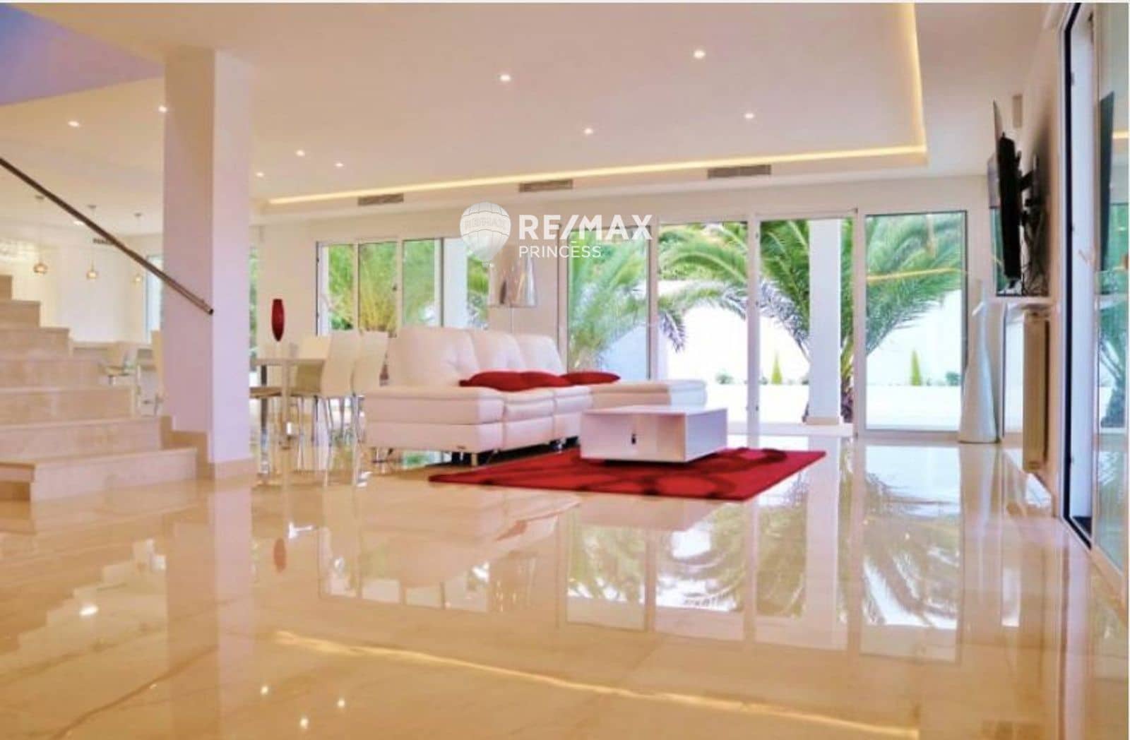 5 slaapkamer Villa te koop in Alicante stad met zwembad garage - € 1.650.000 (Ref: 9438141)