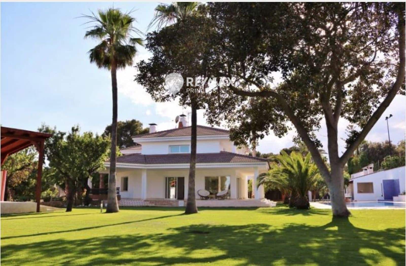 5 slaapkamer Villa te koop in Alicante stad met zwembad garage - € 1.650.000 (Ref: 9438141)