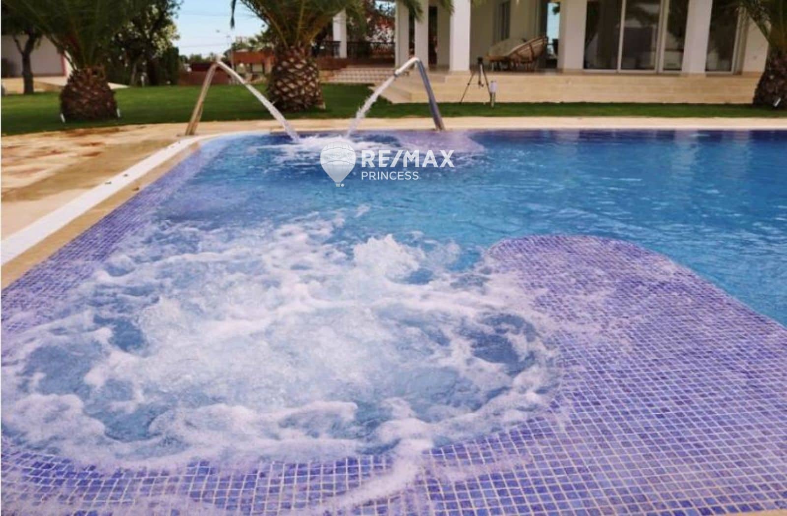 5 slaapkamer Villa te koop in Alicante stad met zwembad garage - € 1.650.000 (Ref: 9438141)