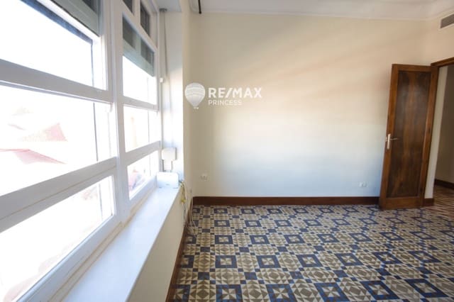 3 sovrum Takvåning att hyra i Barrio del Centro, Alicante stad med garage - 1 800 € (Ref: 9444631)