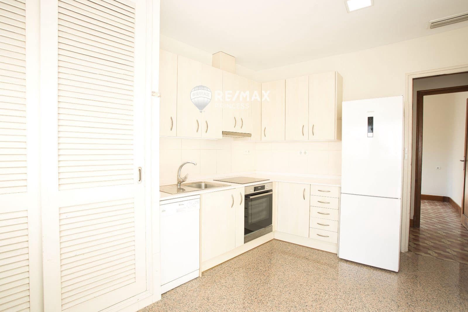 3 camera da letto Attico da affittare in Alicante citta con garage - 1.650 € (Rif: 9444631)