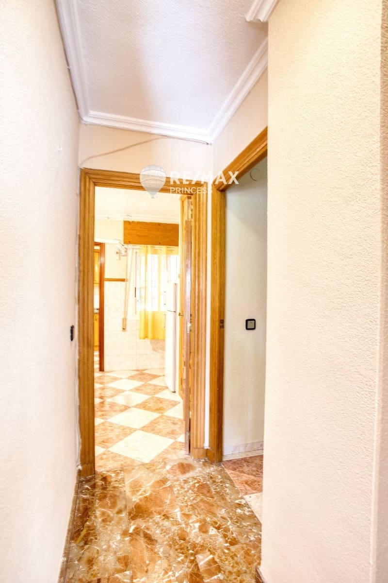 Piso de 2 habitaciones en Alicante / Alacant ciudad en venta con piscina - 275.000 € (Ref: 9460813)