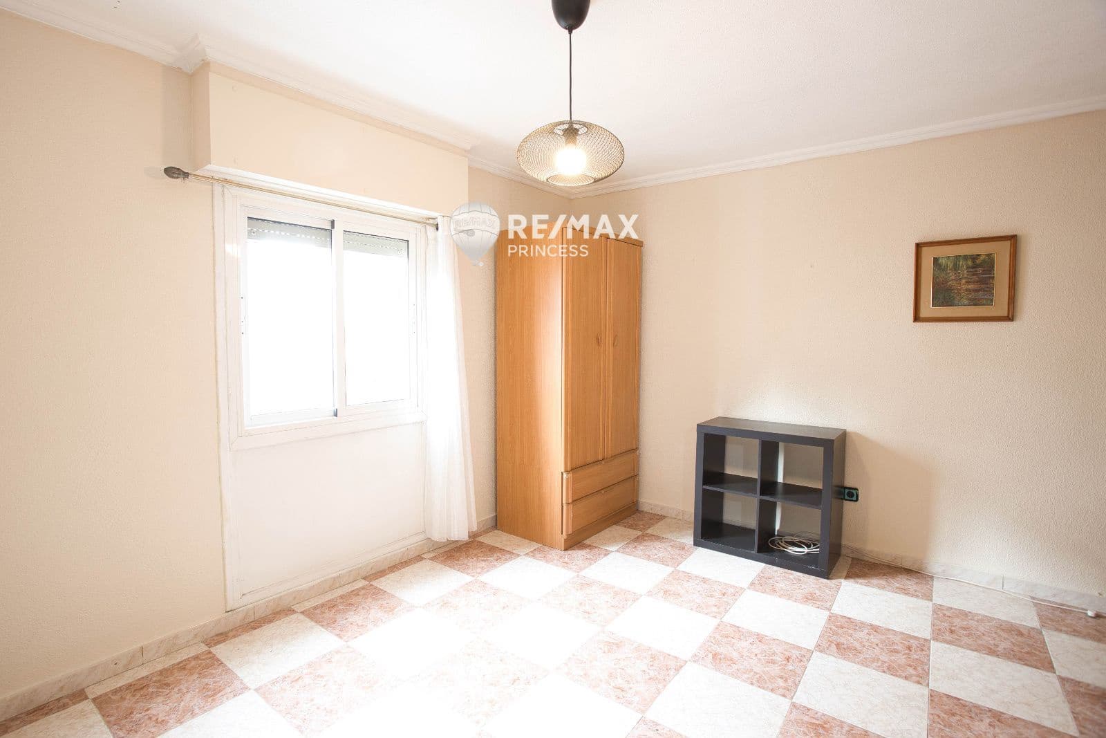 Piso de 2 habitaciones en Alicante / Alacant ciudad en venta con piscina - 275.000 € (Ref: 9460813)