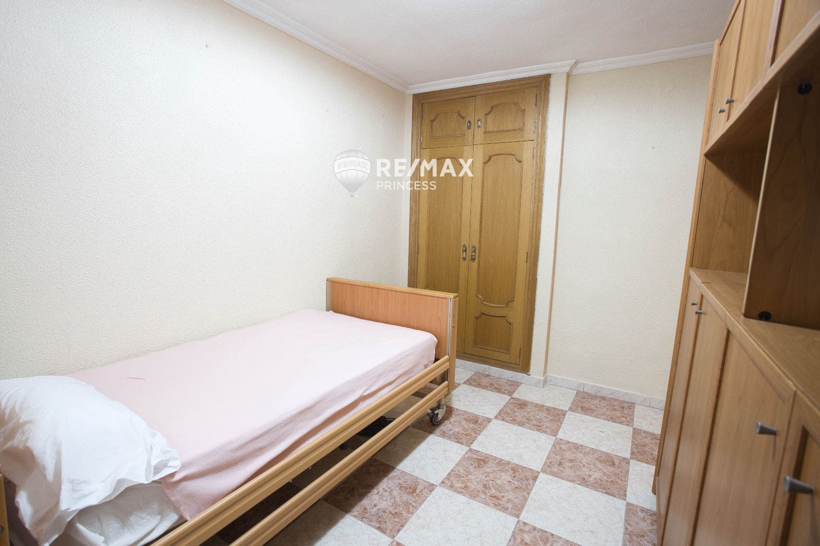 Piso de 2 habitaciones en Alicante / Alacant ciudad en venta con piscina - 275.000 € (Ref: 9460813)