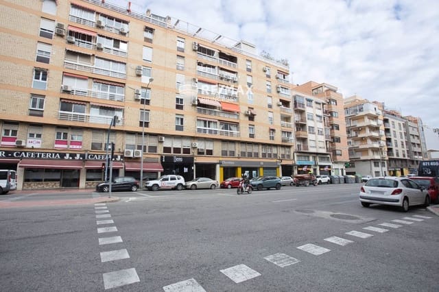 Piso de 2 habitaciones en Benalúa, Alicante / Alacant ciudad en venta con piscina - 275.000 € (Ref: 9460813)