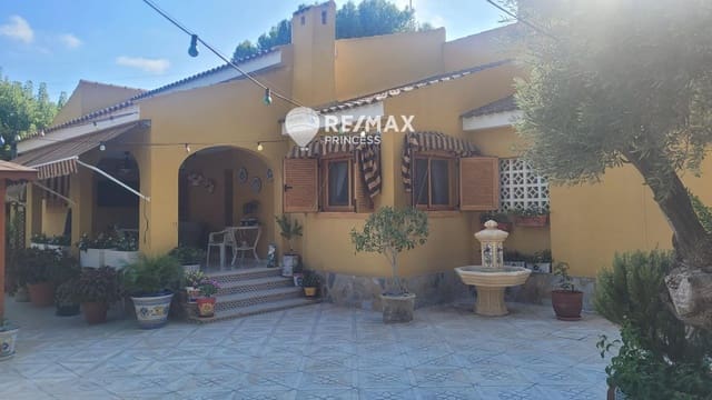 4 sovrum Villa till salu i Muchamiel / Mutxamel med pool garage - 890 000 € (Ref: 9462886)