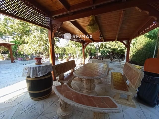 4 sovrum Villa till salu i Muchamiel / Mutxamel med pool garage - 890 000 € (Ref: 9462886)