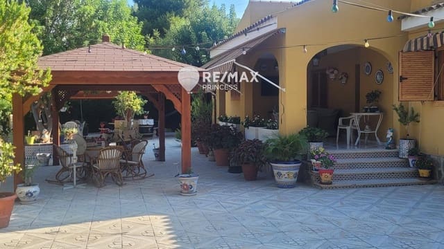 4 sovrum Villa till salu i Muchamiel / Mutxamel med pool garage - 890 000 € (Ref: 9462886)