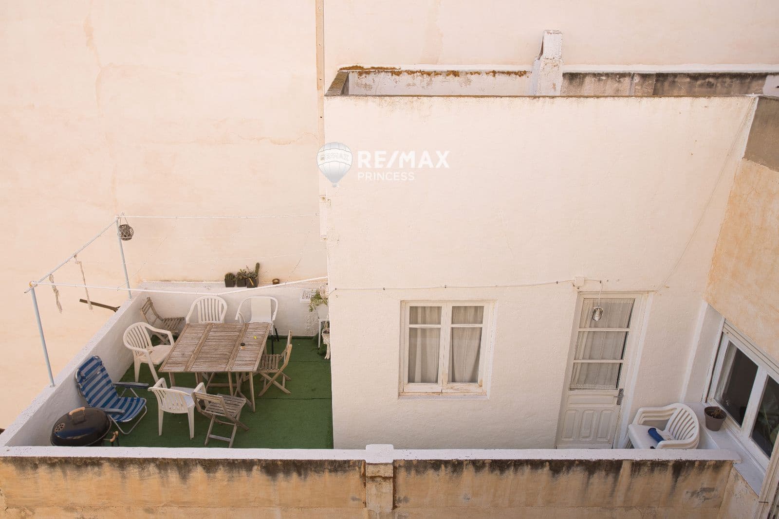 3 quarto Restaurante/Bar para venda em El Campello com garagem - 1 400 000 € (Ref: 9462887)