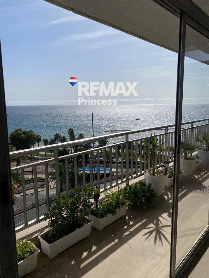 2 soveværelse Lejlighed til salg i Alicante by - € 680.000 (Ref: 9569557)