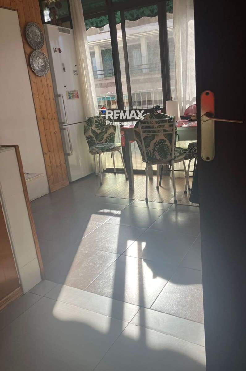 3 soveværelse Penthouse til salg i Alicante by - € 268.000 (Ref: 9569559)