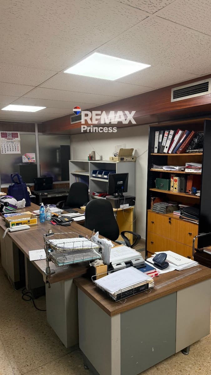 Kontor till salu i Alicante stad - 265 000 € (Ref: 9569561)