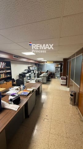 Kontor till salu i Alicante stad - 265 000 € (Ref: 9569561)