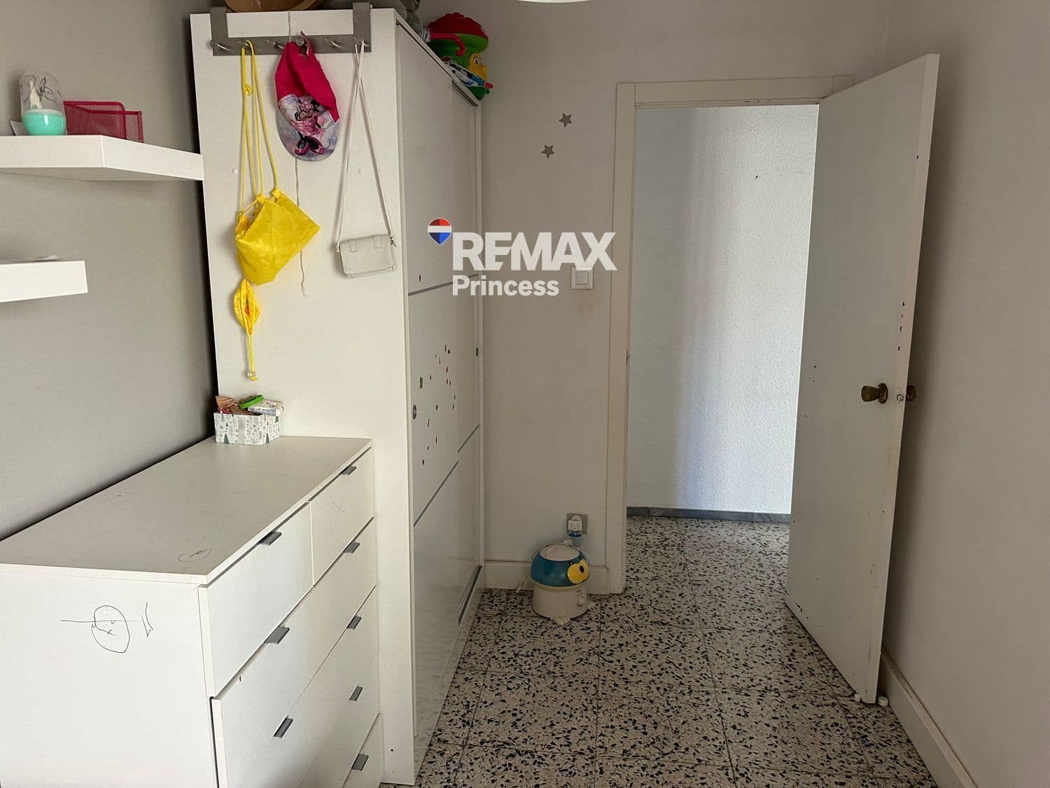 4 slaapkamer Flat te koop in Alicante stad - € 205.000 (Ref: 9569562)