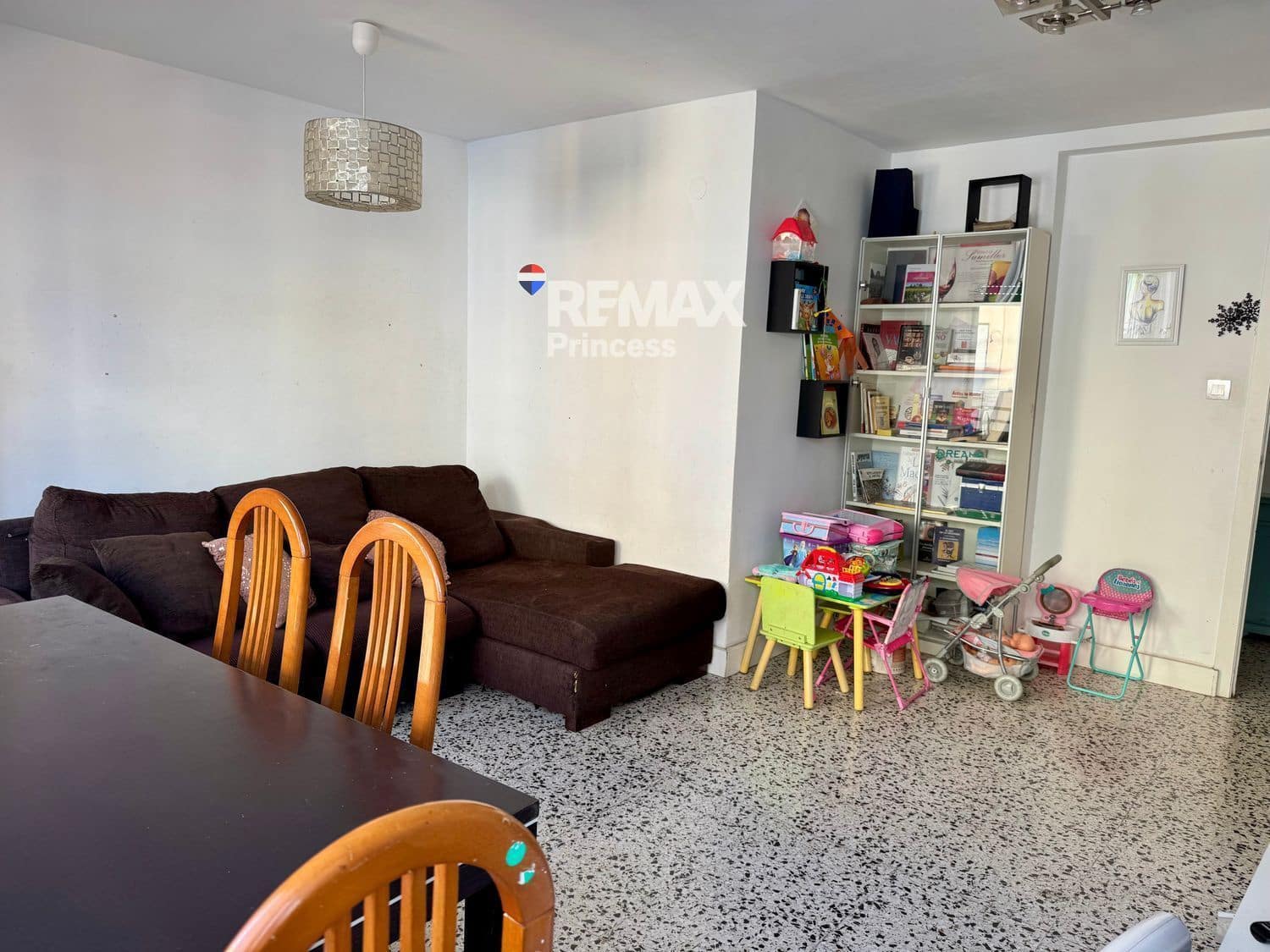 4 slaapkamer Flat te koop in Alicante stad - € 205.000 (Ref: 9569562)