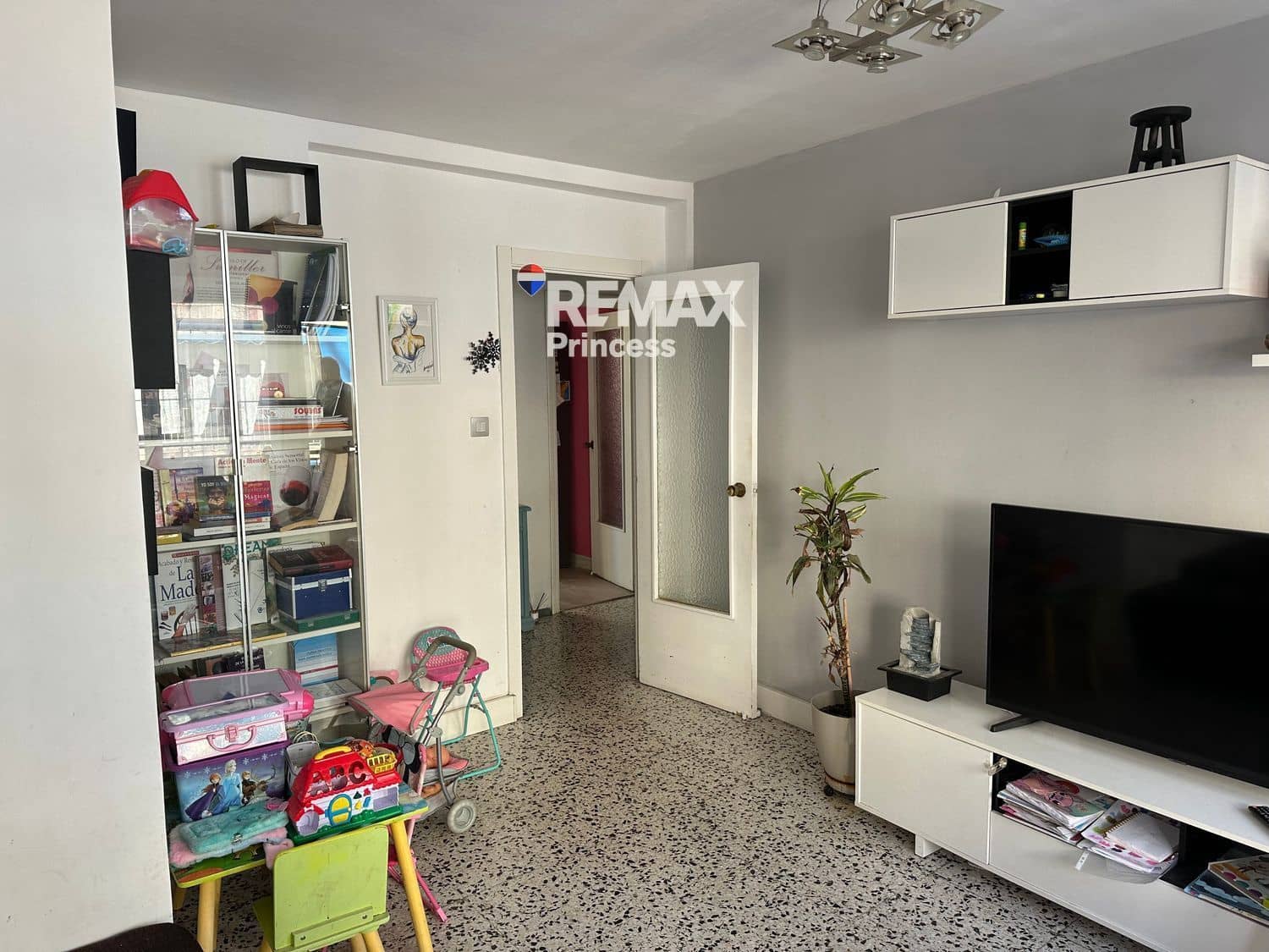 4 slaapkamer Flat te koop in Alicante stad - € 205.000 (Ref: 9569562)