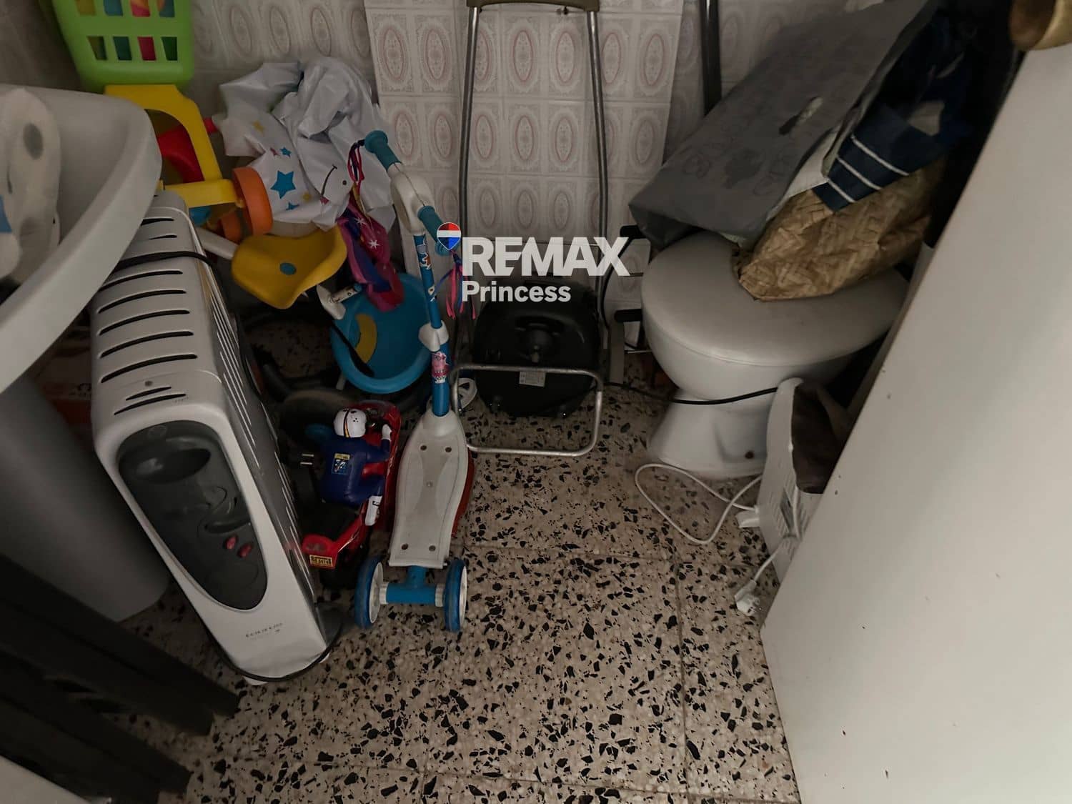 4 slaapkamer Flat te koop in Alicante stad - € 205.000 (Ref: 9569562)