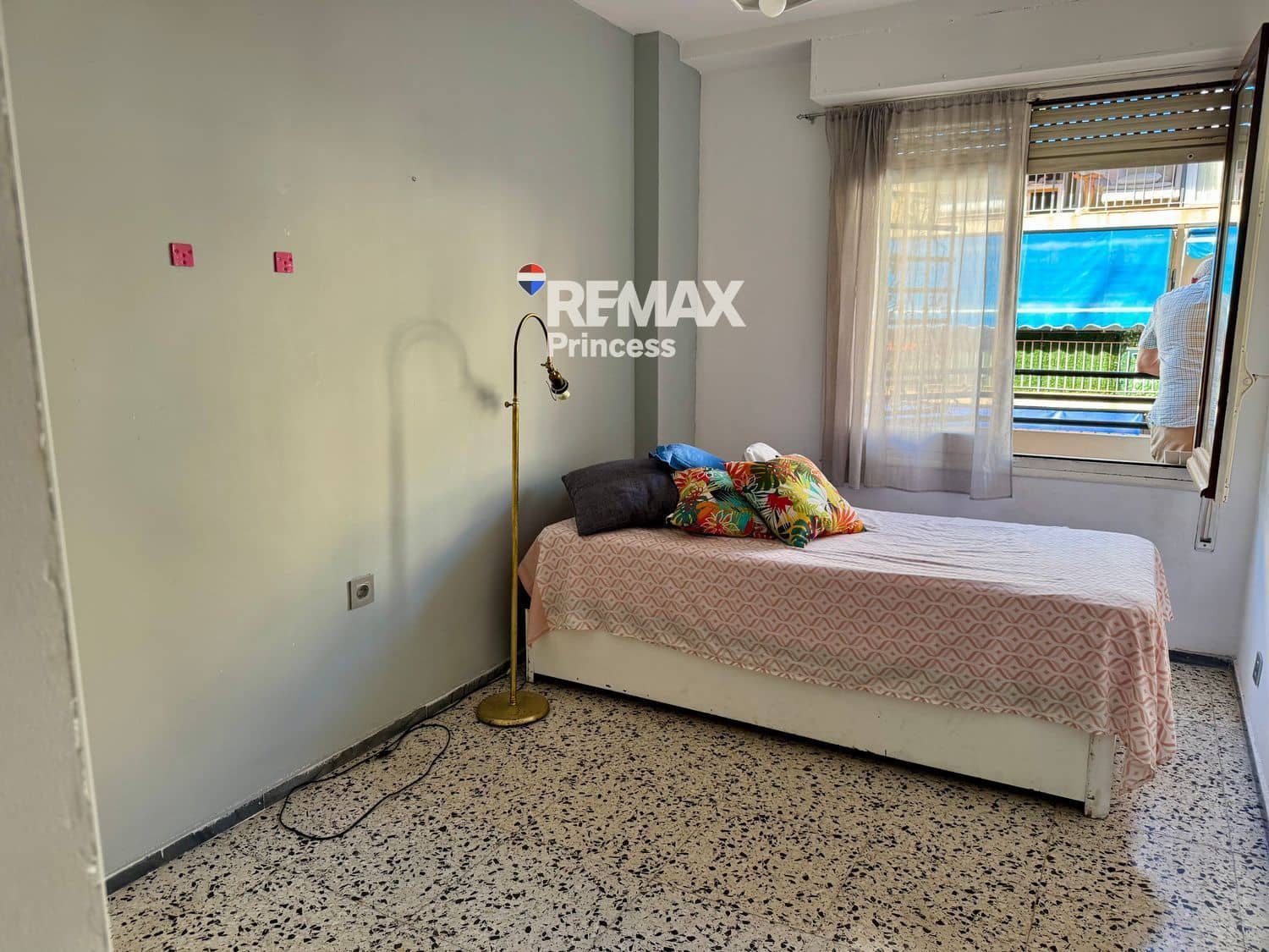 4 slaapkamer Flat te koop in Alicante stad - € 205.000 (Ref: 9569562)