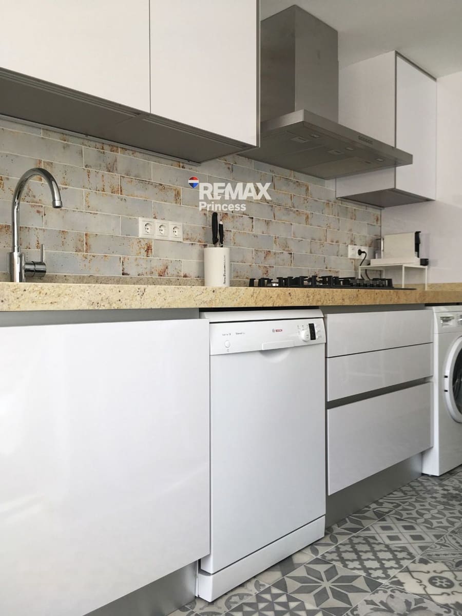 4 soverom Leilighet til salgs i Alicante by med garasje - € 329 000 (Ref: 9569563)